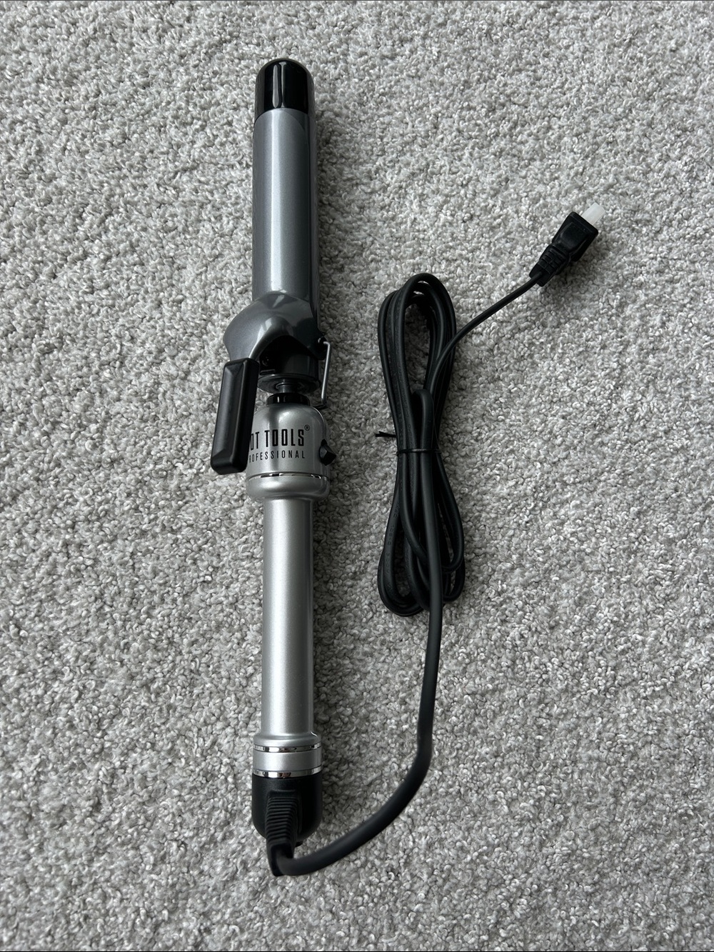 Hot Tools Silver 1.5" Professional Curling Iron - Silver